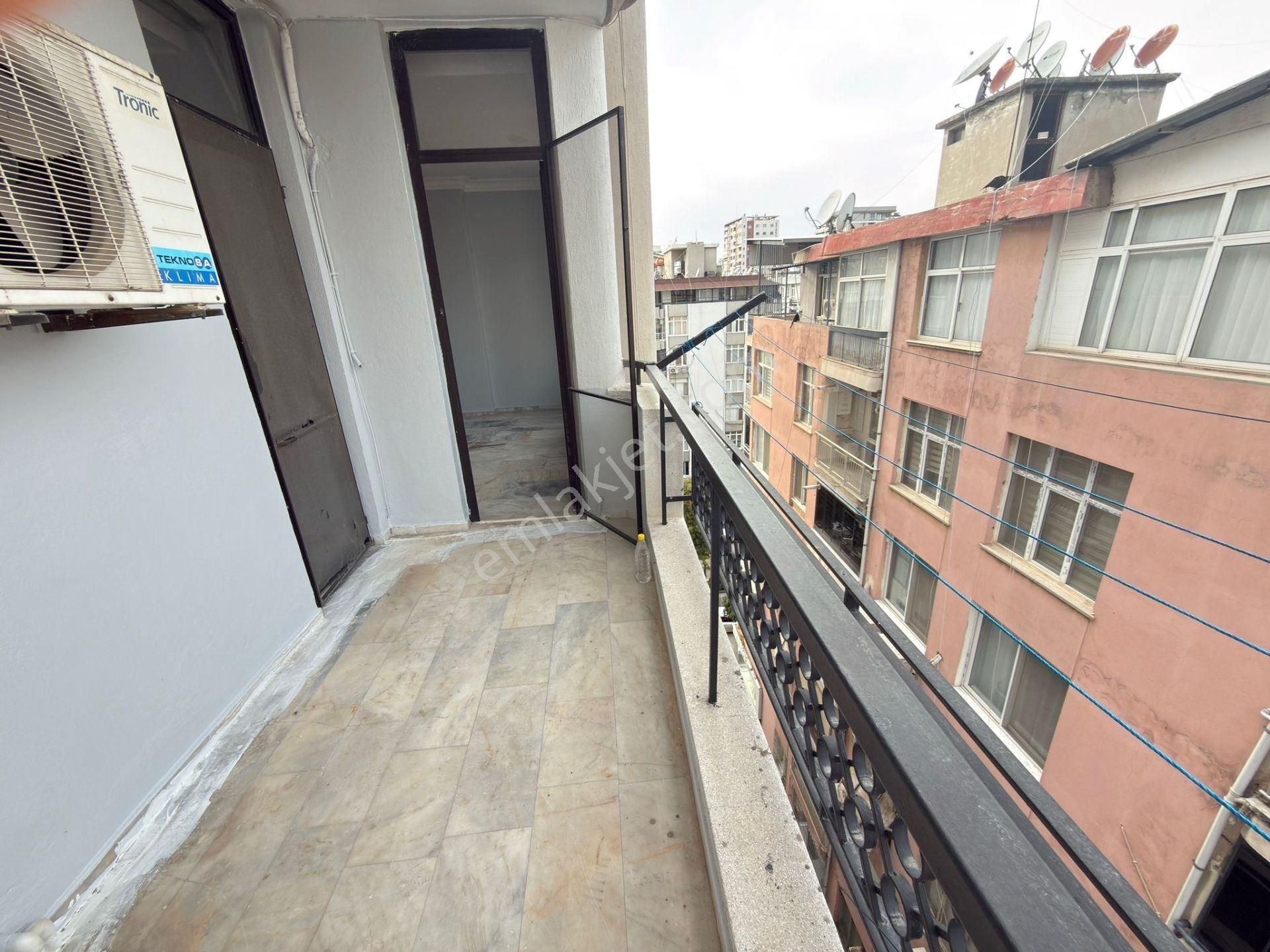 Yusuf Çağlı'dan Adana Gazipaşa Bulvarı Üzeri Kiralık Daire - Görsel 15