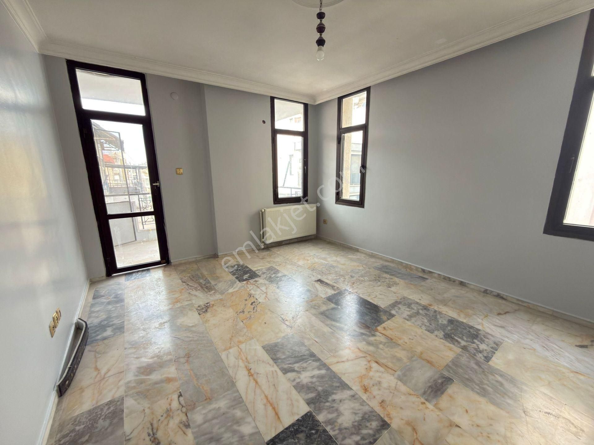 Yusuf Çağlı'dan Adana Gazipaşa Bulvarı Üzeri Kiralık Daire - Görsel 16