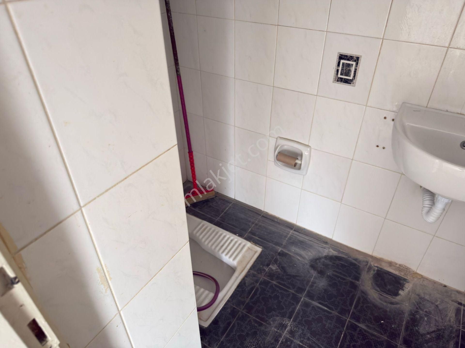 Yusuf Çağlı'dan Adana Gazipaşa Bulvarı Üzeri Kiralık Daire - Görsel 5