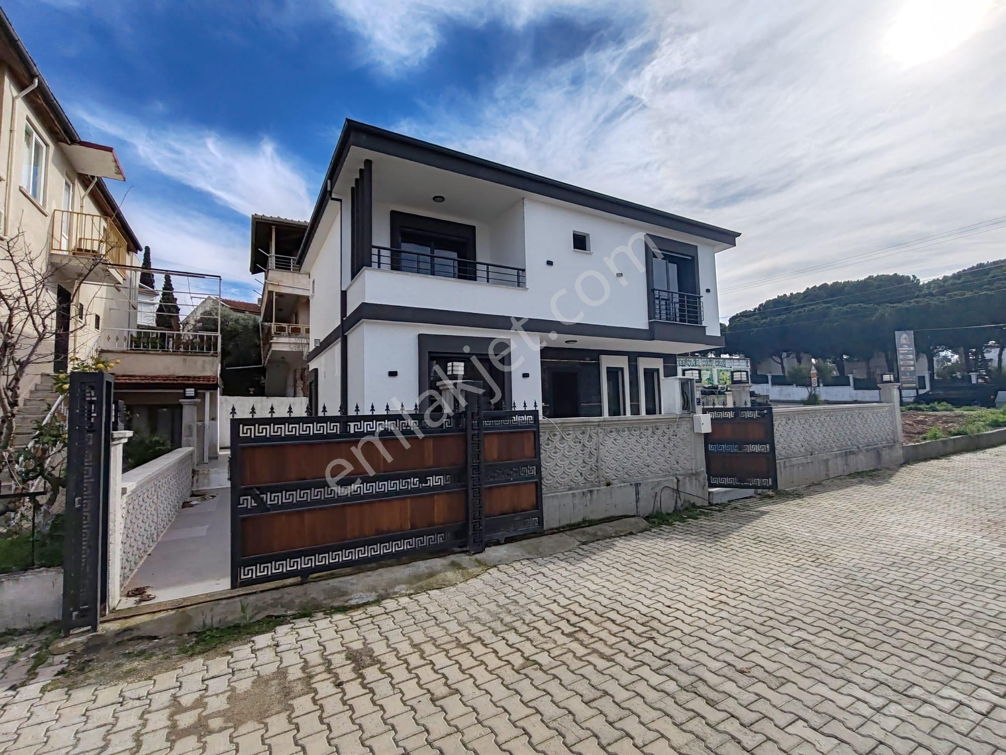 Didim'de Denize 220m Mesafede 3+1 Müstakil Villa (kiler Mervcut)