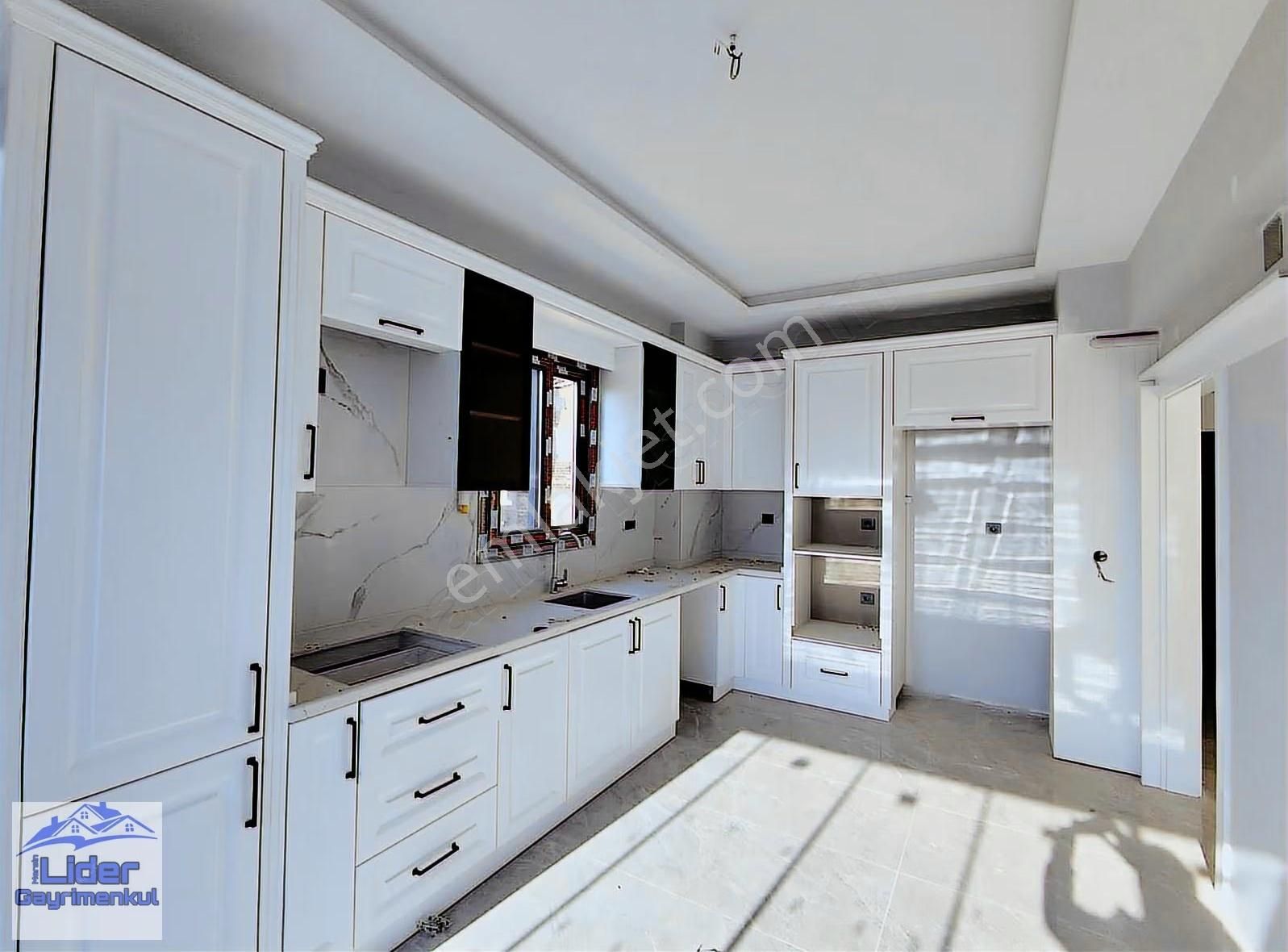 Mezitli Kuyuluk Ta Taşeron Dairesi 2+1 Bağımsız Mutfak Havuzlu