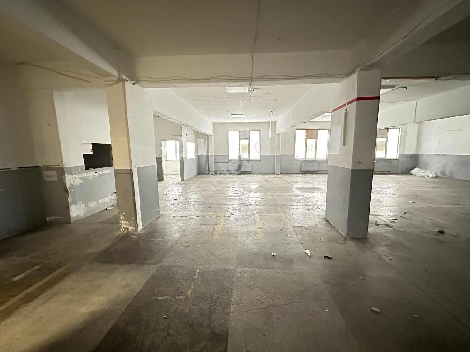 İkitelli Osb Giyim Sanatkarları 220 M2 Net - Görsel 2