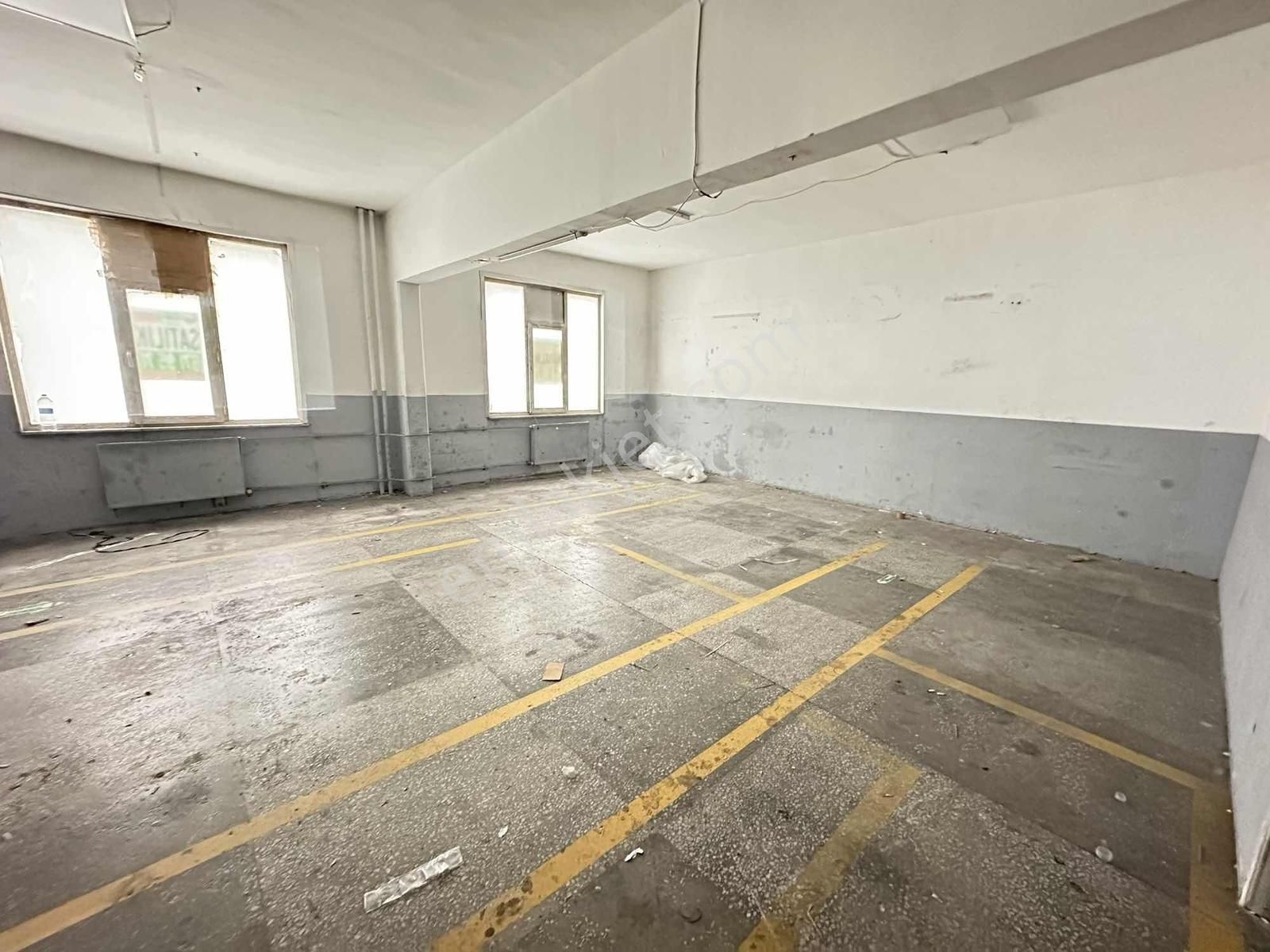 İkitelli Osb Giyim Sanatkarları 220 M2 Net - Görsel 3