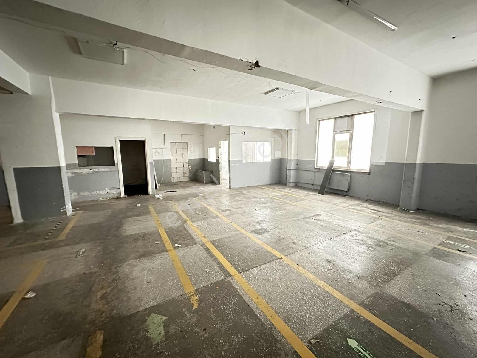 İkitelli Osb Giyim Sanatkarları 220 M2 Net - Görsel 11