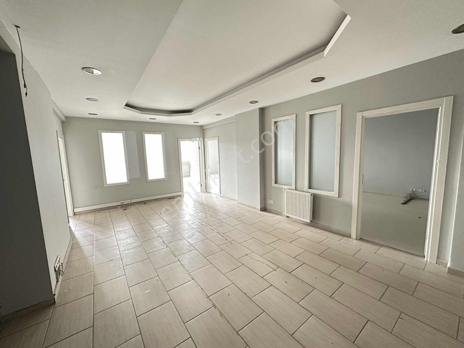 İkitelli Organize De Full Yapılı Hazır Ofis 165 M2 Net 4+1 - Görsel 14