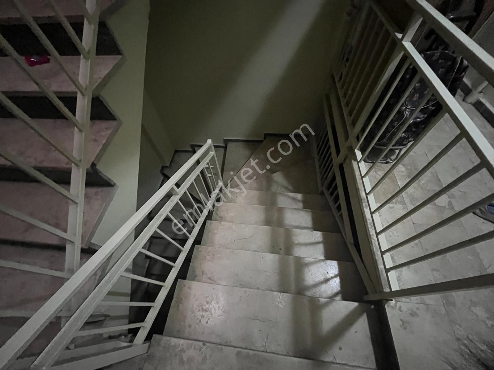 Millet Tramvay Durağı Yakını Eşyalı/eşyasız Kiralık 2+1 Sk-11 - Görsel 15