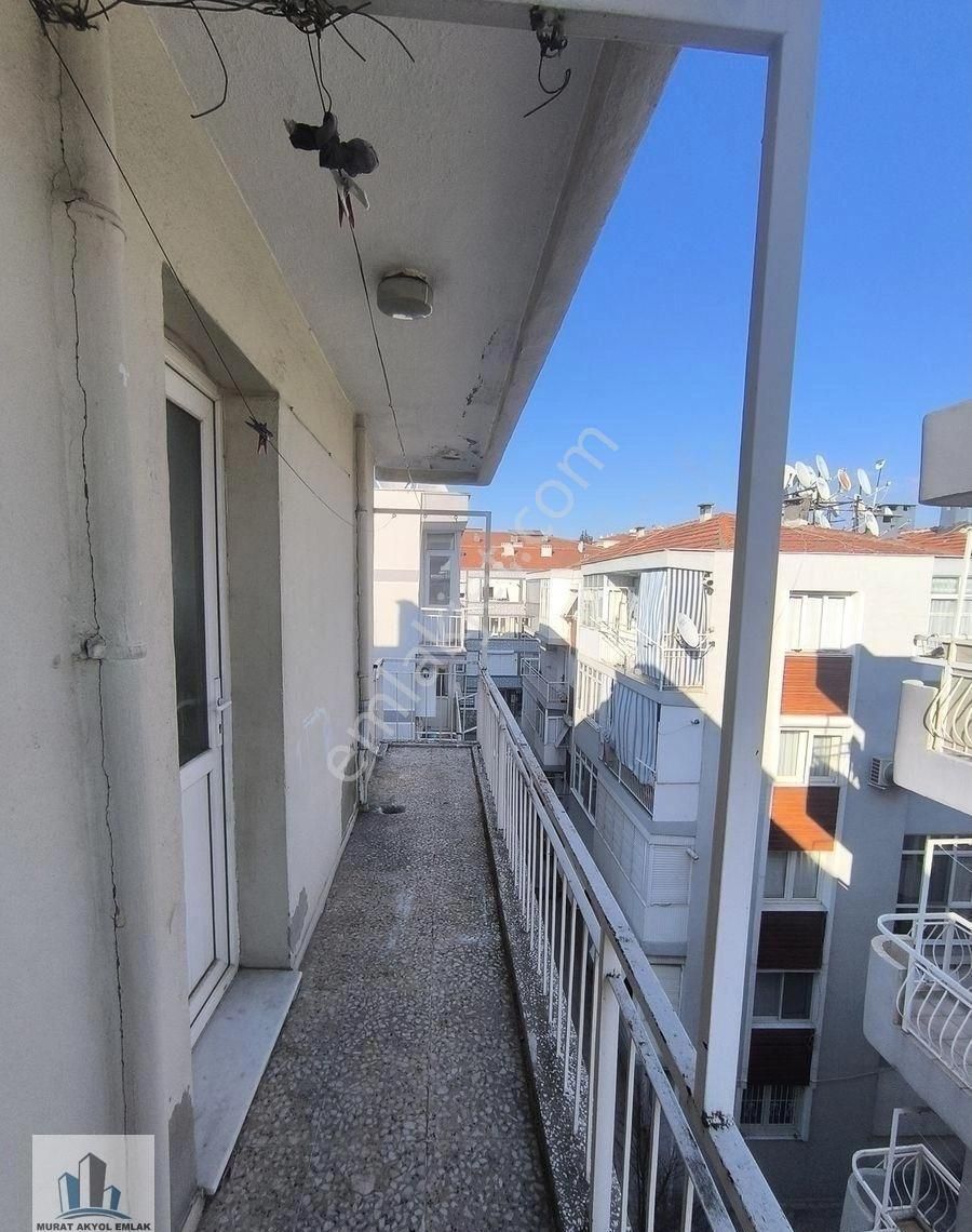 Buca İşçievleri Vergi Dairesi Yakını 2+1 Balkonlu Kiralık Daire - Görsel 3