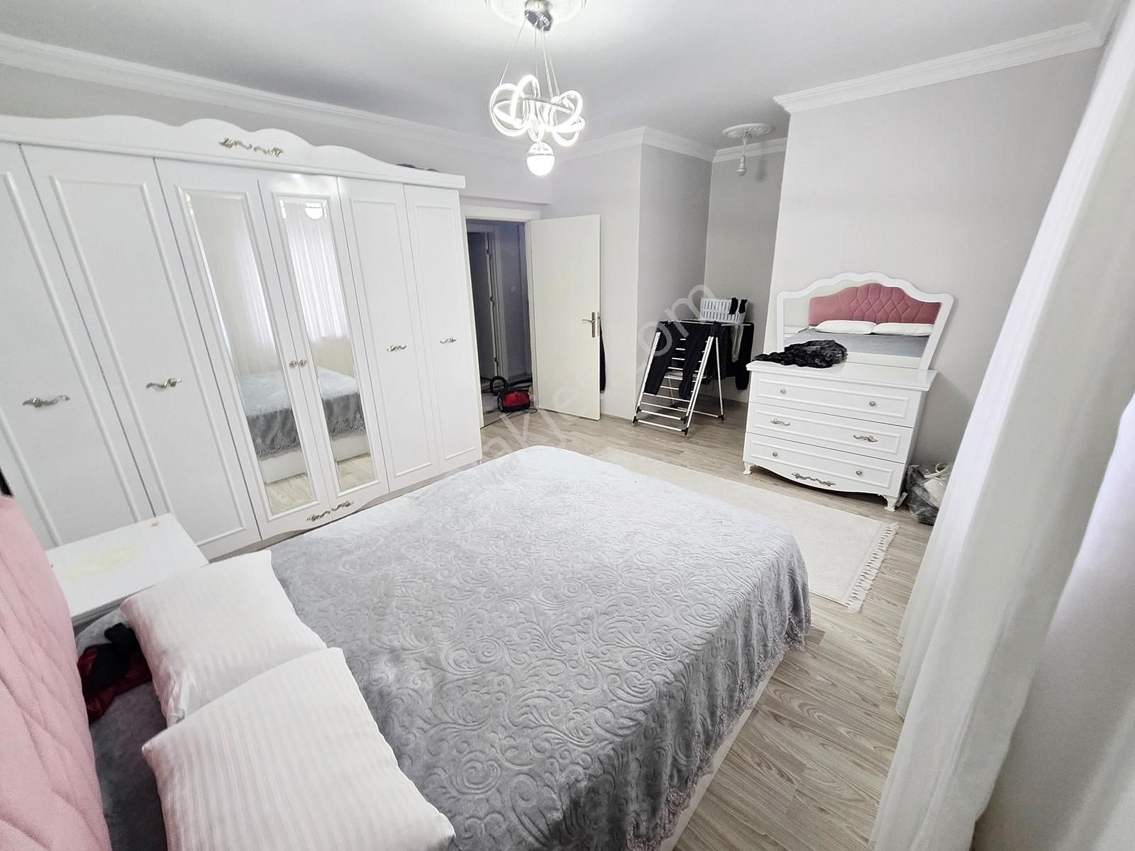 Merkezi Lokasyonda Ara Katta Kredi Limitsiz Kilerli 3+1 Fullllll - Görsel 13