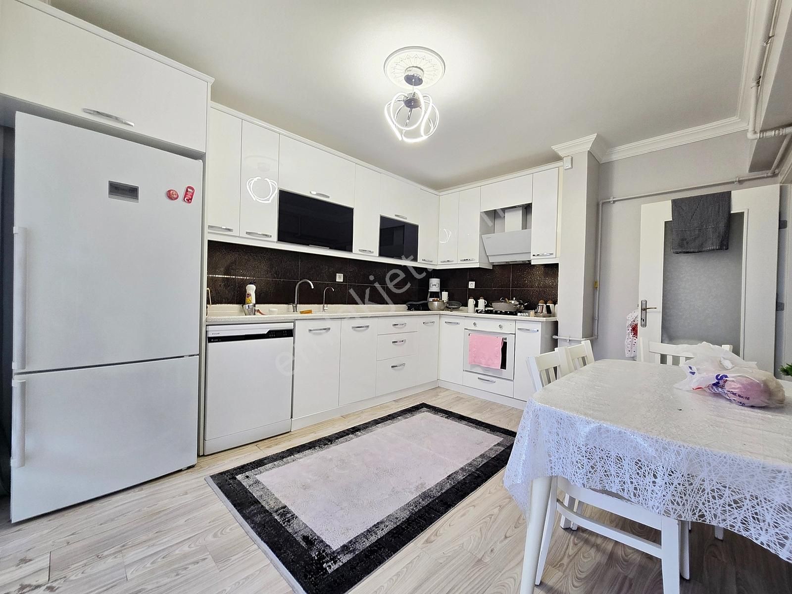 Merkezi Lokasyonda Ara Katta Kredi Limitsiz Kilerli 3+1 Fullllll - Görsel 15