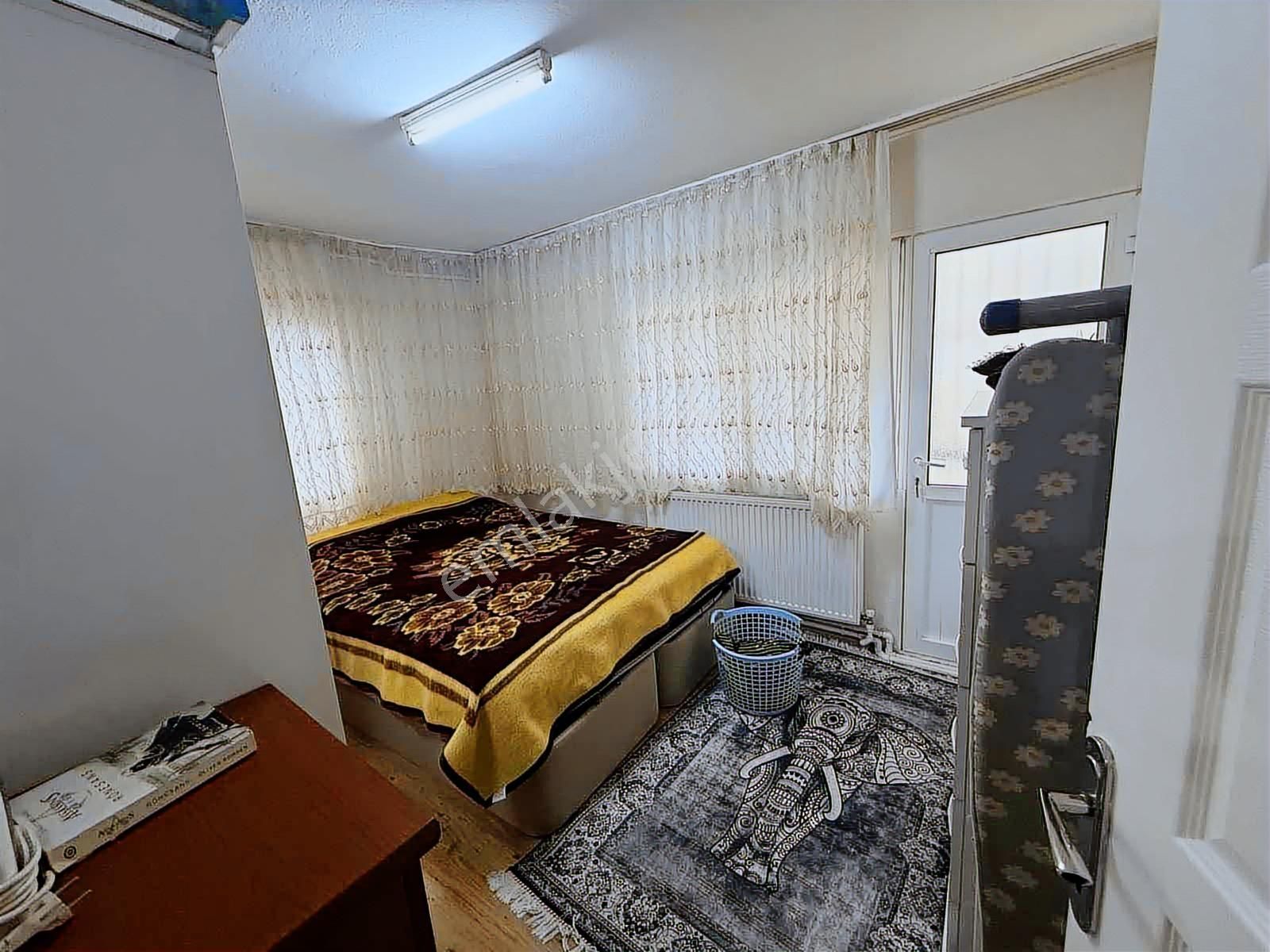 Üçyol Metroya 3 Dk Yürüme Mesafesin De Acil Satılık 2+1 Daire - Görsel 3