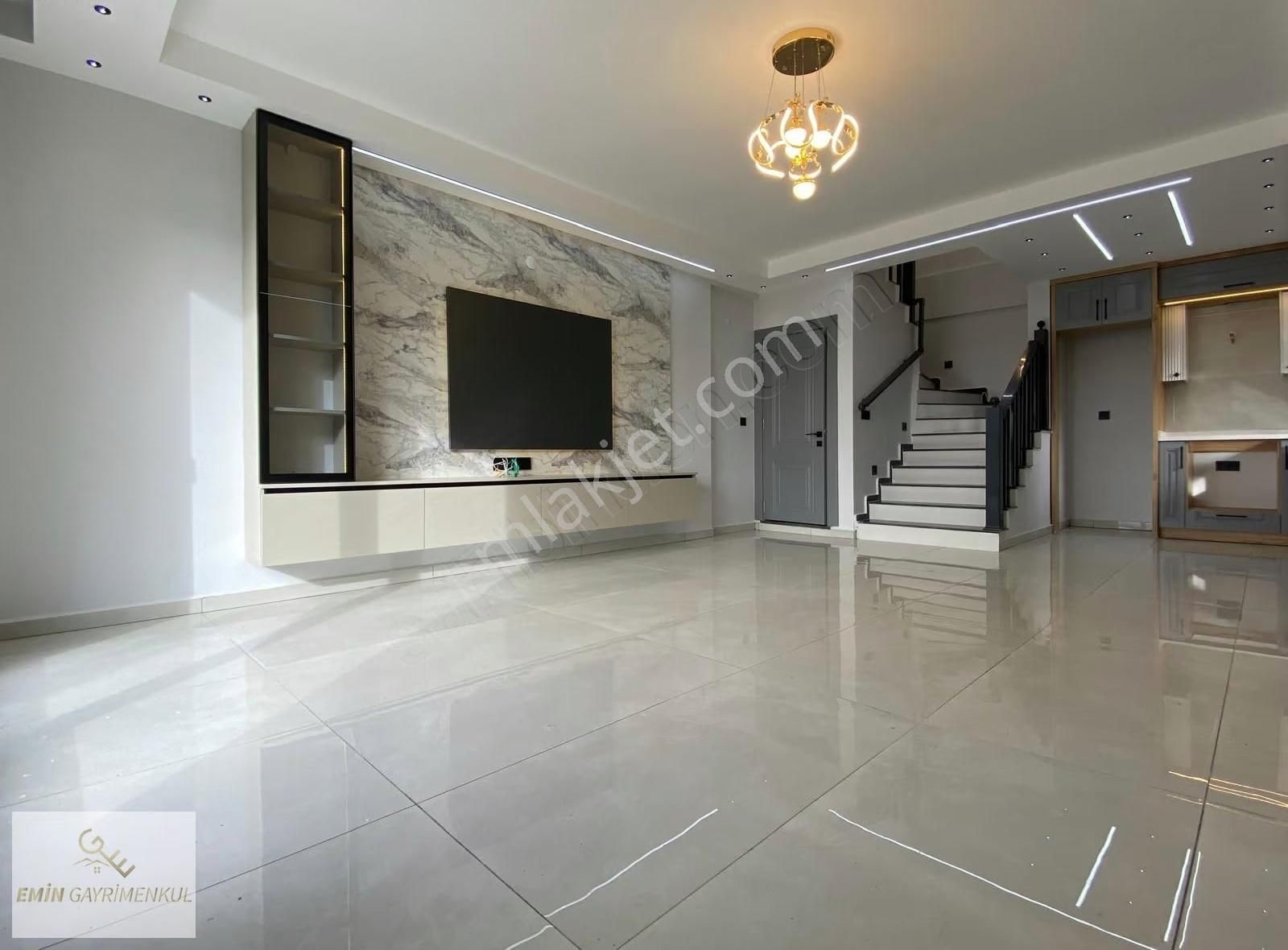 Özel Havuzlu/ Bahçeli /dubleks Villa /sıfır - Görsel 25