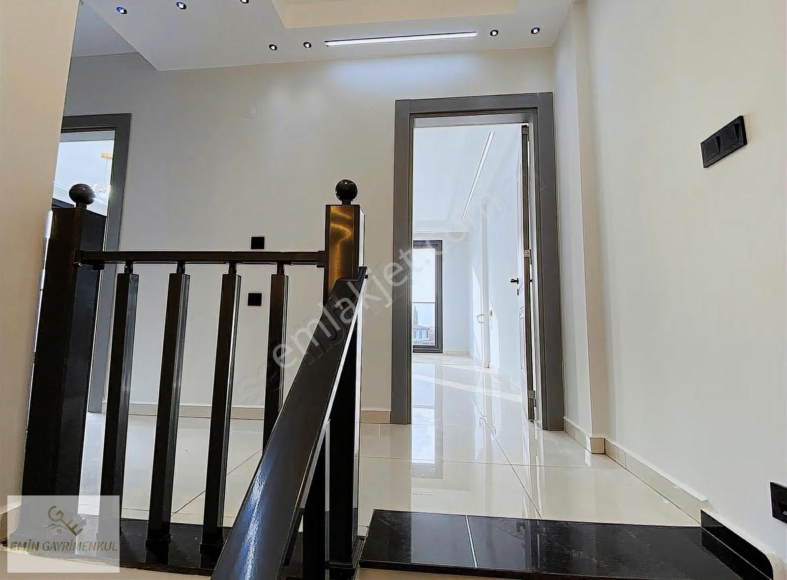 Özel Havuzlu/ Bahçeli /dubleks Villa /sıfır - Görsel 12