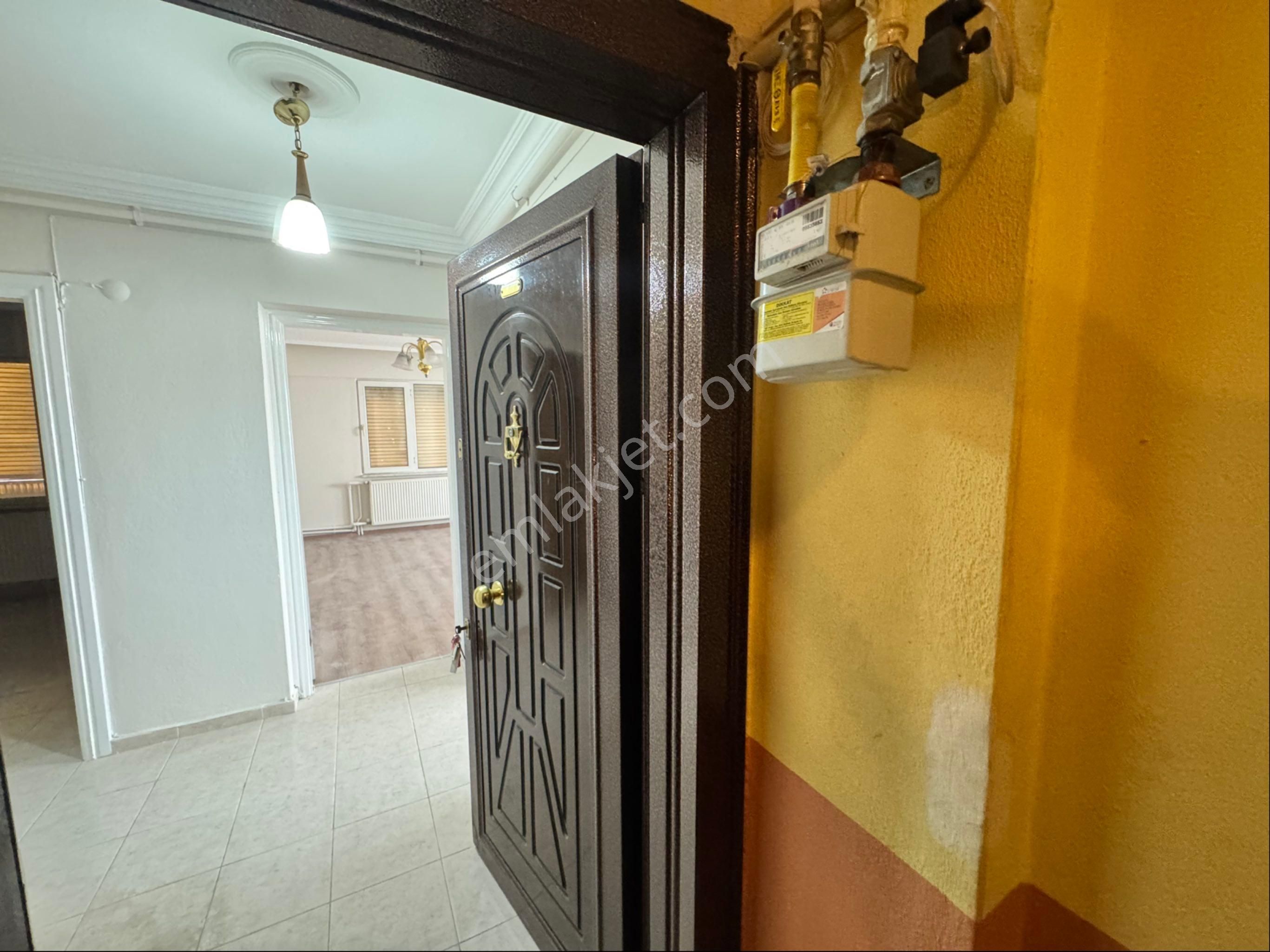 Berkay Emlaktan Yıldıztepe Mahallesinde Doğalgazlı Kiralık Daire