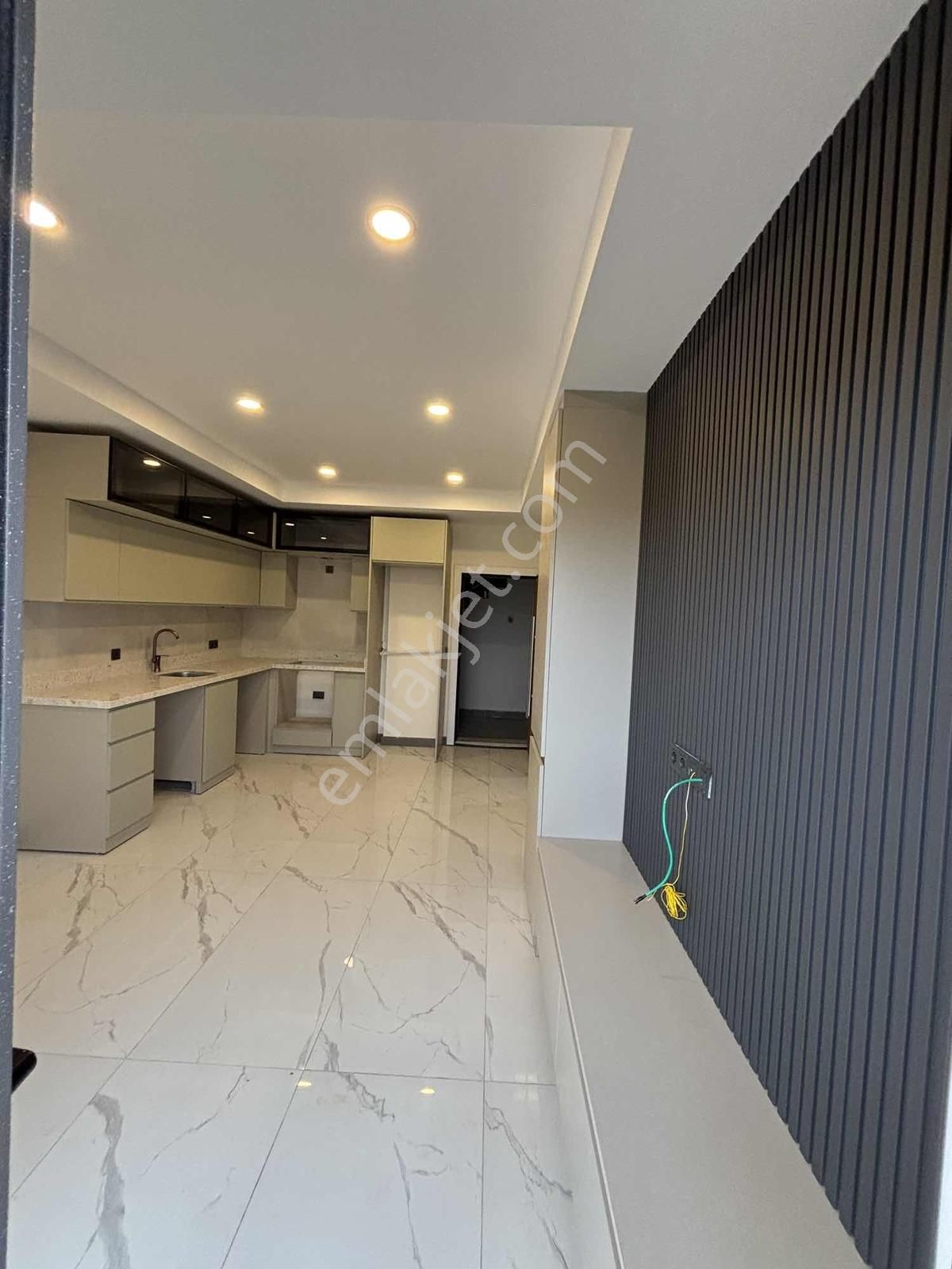 Ilıcada Site İçinde 1+1 Daire - Görsel 13