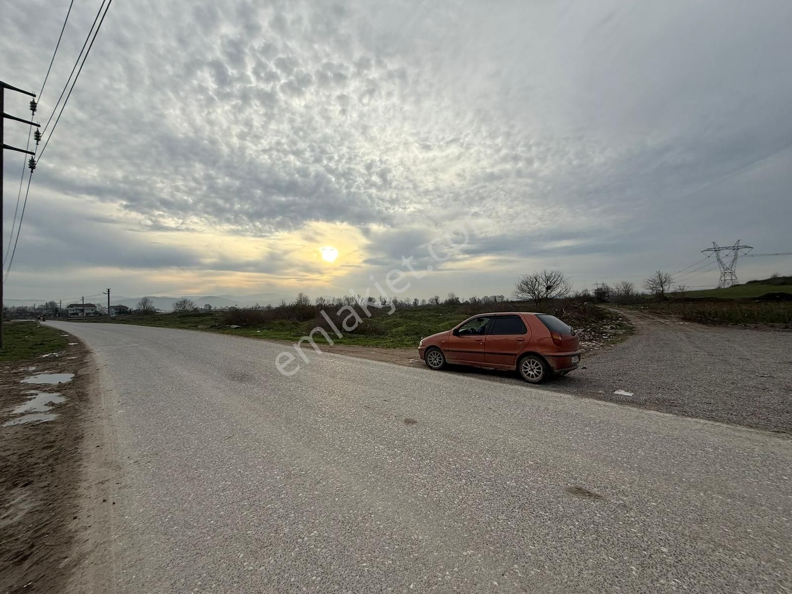 Adpazarı Tekelerde 2667m2 Resmi Yollu Kaçırılmayacak Fırsat - Görsel 2