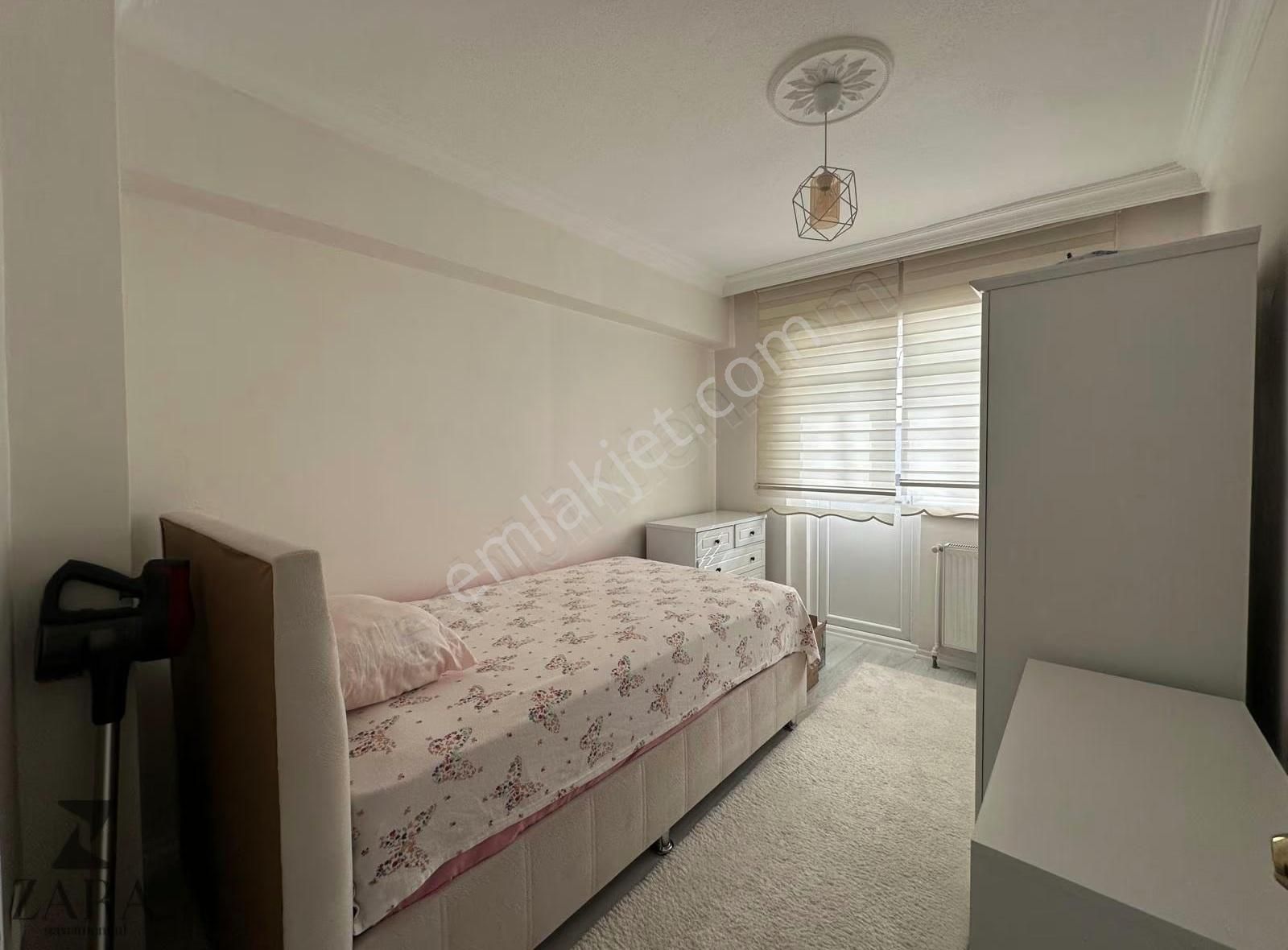 ▄zara▄dereboyu Cd. Yakını Arakat 3+1 Ön Cephe 120m² Fırsat Daire - Görsel 4