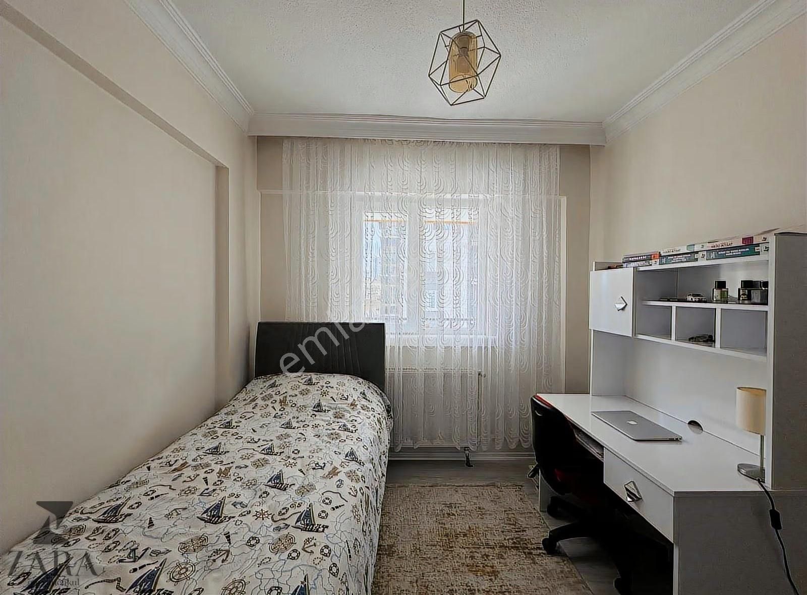 ▄zara▄dereboyu Cd. Yakını Arakat 3+1 Ön Cephe 120m² Fırsat Daire - Görsel 8