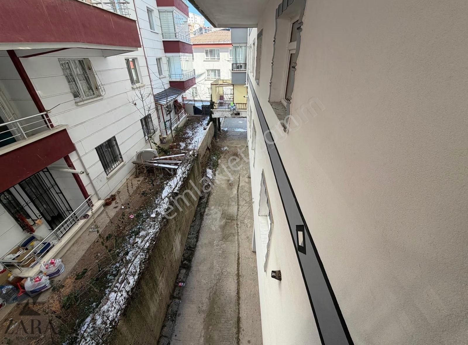 ▄zara▄cengizhan Mh Natoyolu Cd Yakını 90m² Ara Kat 2+1 Daire - Görsel 3