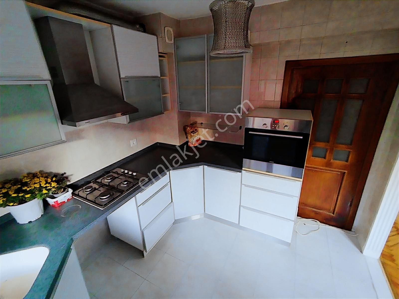 Keçiören Dutluk 2.orta Kat Metro Pazar Bağımsız Daire