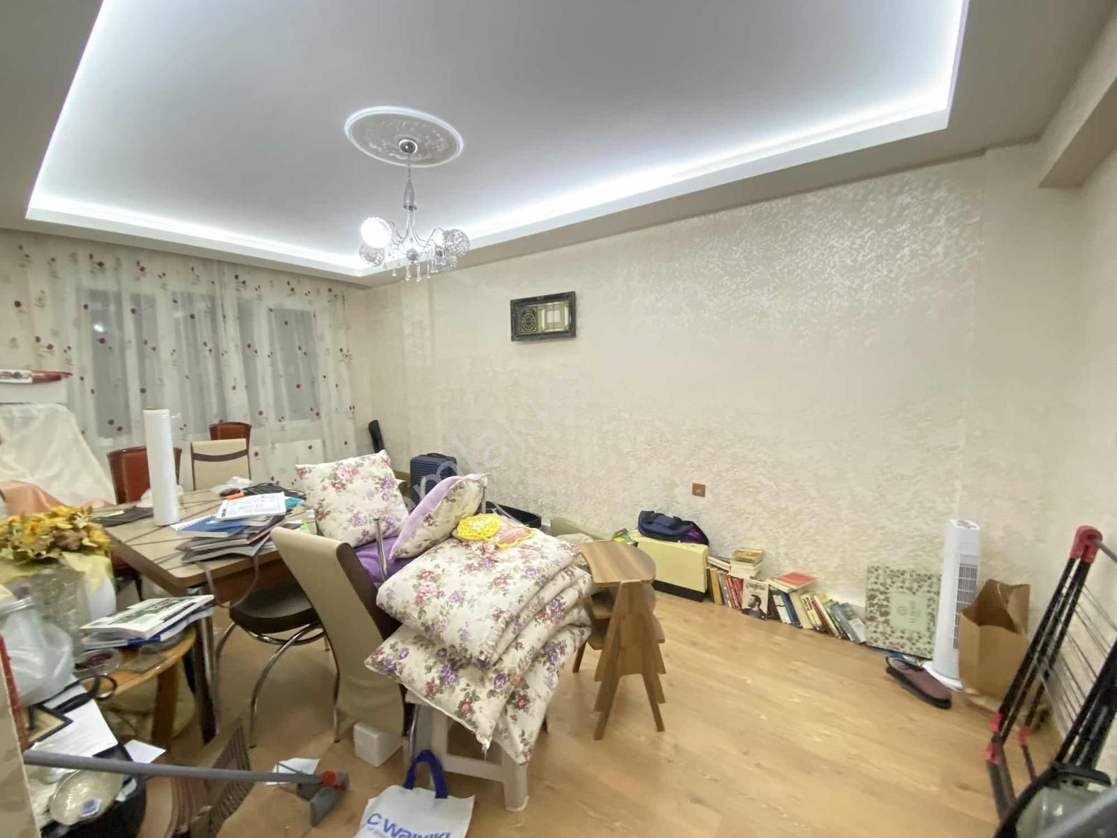 Akalın'dan M.şamlı Ortaokulu Yakını Arakat 3+1 Satılık Daire - Görsel 2