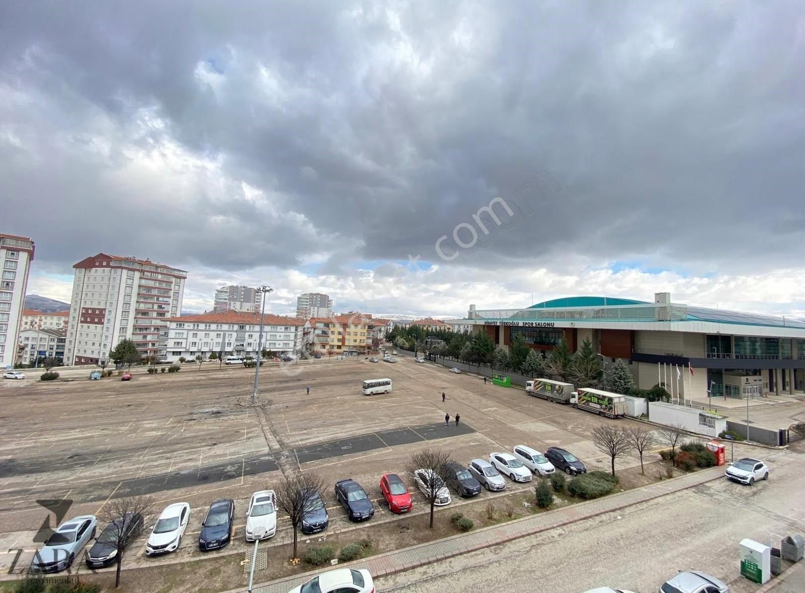 ▄zara▄duralialıç Mh Spor Salonu Yanı 3+1 Arakat Süper Lüks 135m²