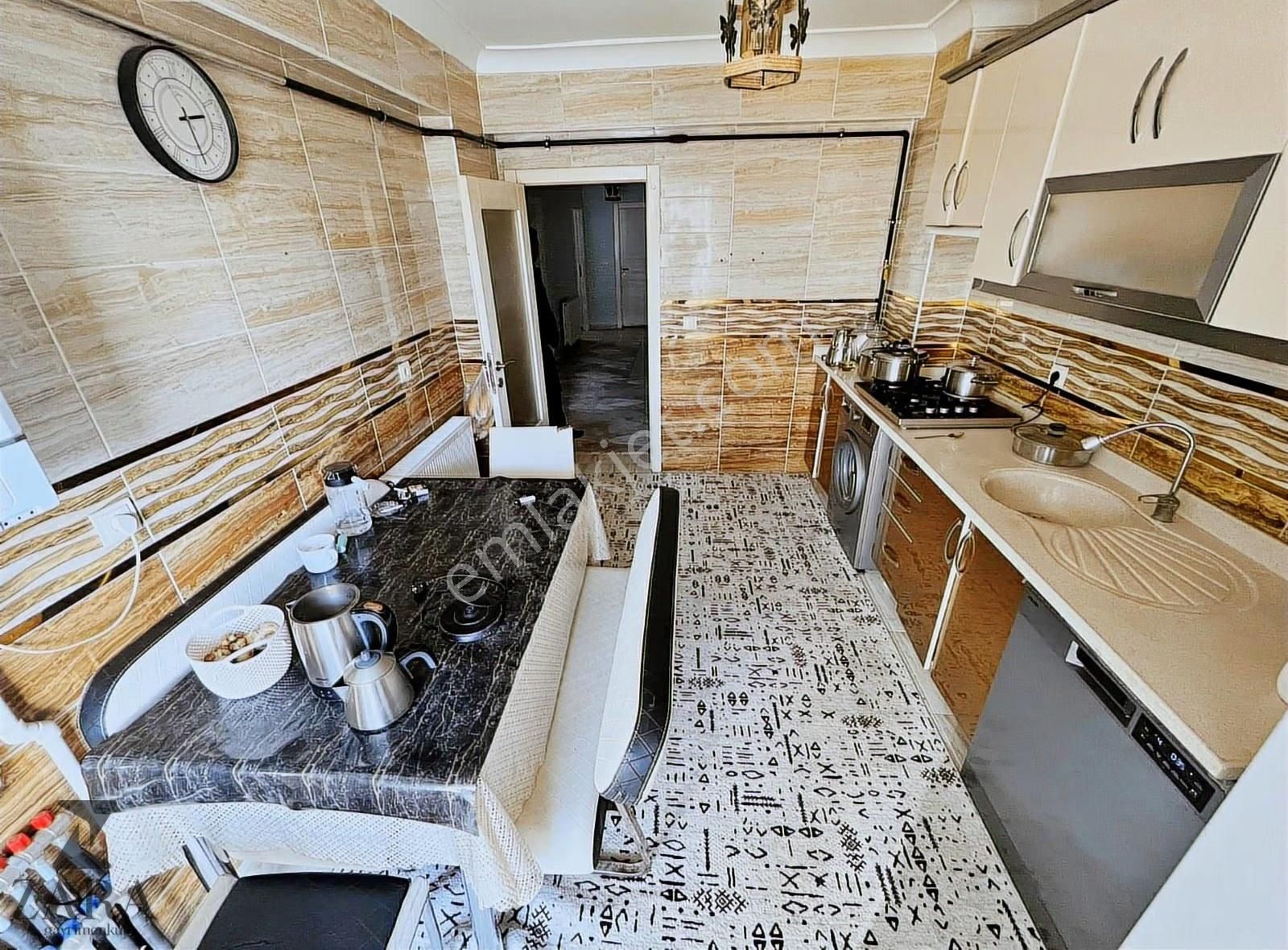 ▄zara▄akşemsettin Mh 928 Cd Paraleli Asansörlü İskanlı 125m² 3+1 - Görsel 11