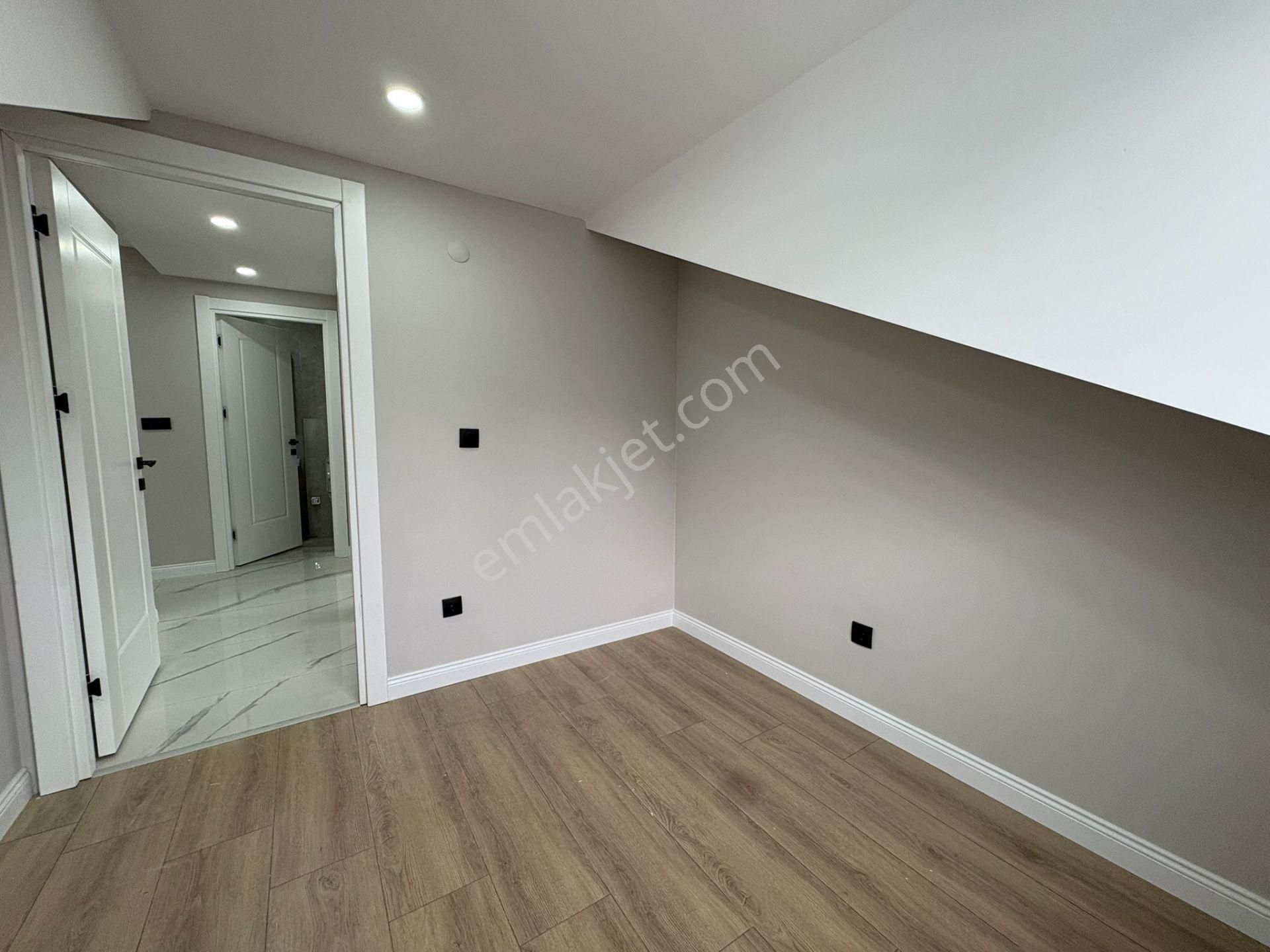 Altıntepe Kızılaya Yakın Teraslı 3+1 120 M² Net Dubleks - Görsel 23