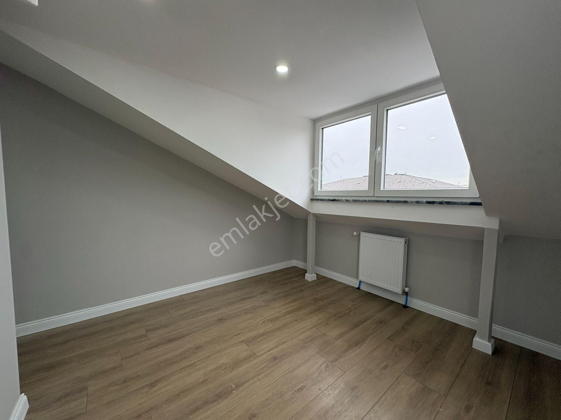 Altıntepe Kızılaya Yakın Teraslı 3+1 120 M² Net Dubleks - Görsel 17
