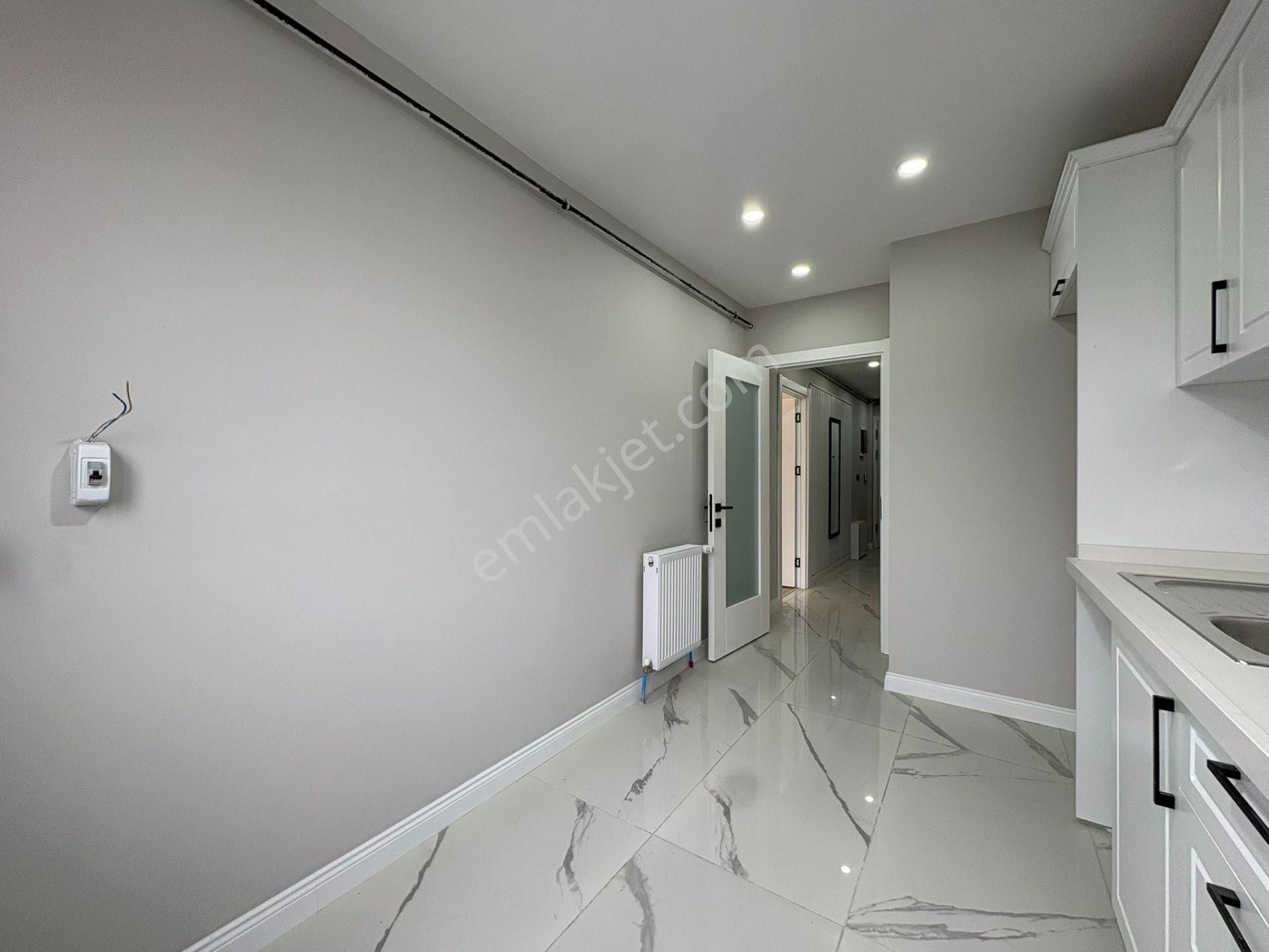 Altıntepe Kızılaya Yakın Teraslı 3+1 120 M² Net Dubleks - Görsel 10