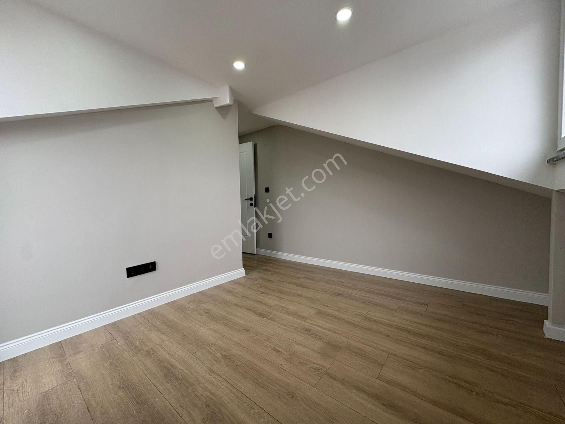 Altıntepe Kızılaya Yakın Teraslı 3+1 120 M² Net Dubleks - Görsel 18