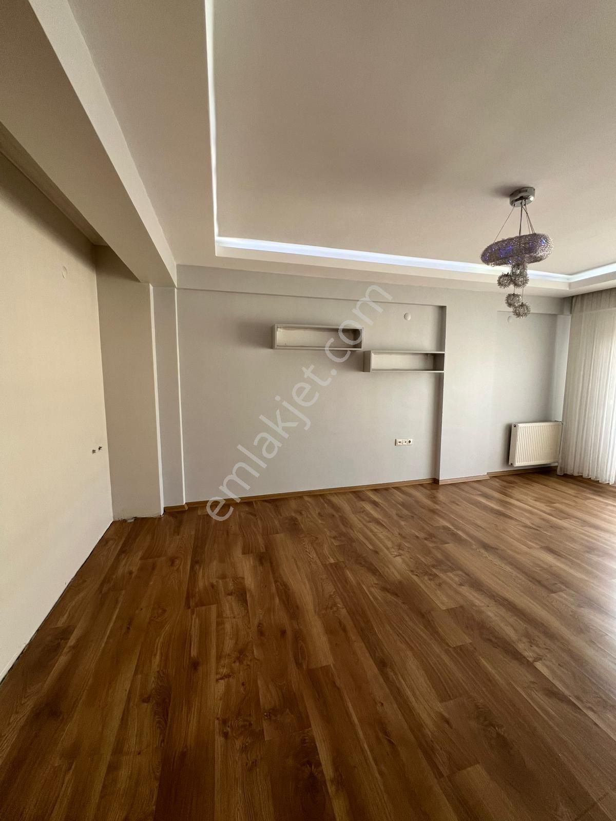 Bergama Fatih Mahallesi'nde Satılık 4+2 Dubleks Daire - Görsel 9