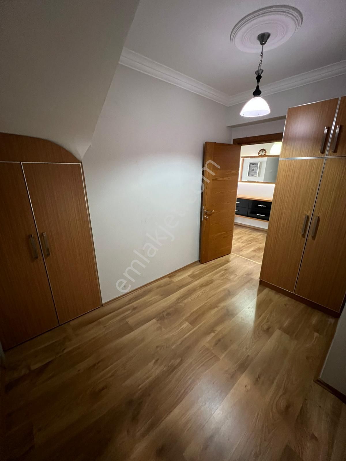 Bergama Fatih Mahallesi'nde Satılık 4+2 Dubleks Daire - Görsel 8