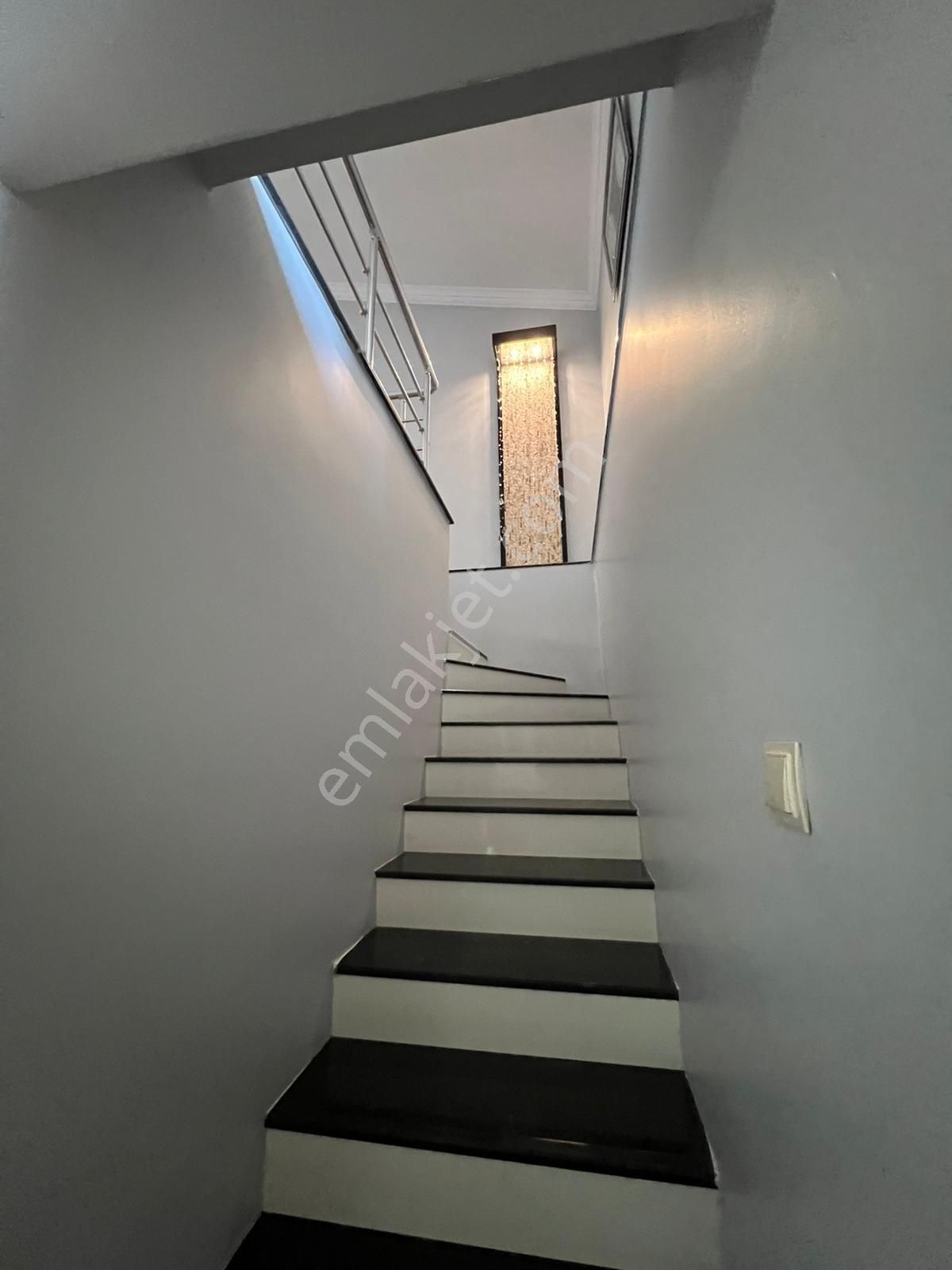 Bergama Fatih Mahallesi'nde Satılık 4+2 Dubleks Daire - Görsel 17