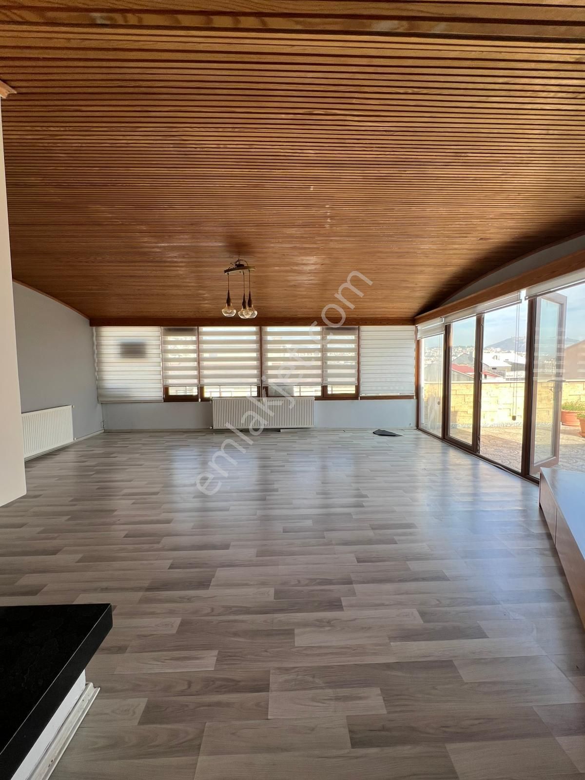 Bergama Fatih Mahallesi'nde Satılık 4+2 Dubleks Daire - Görsel 25