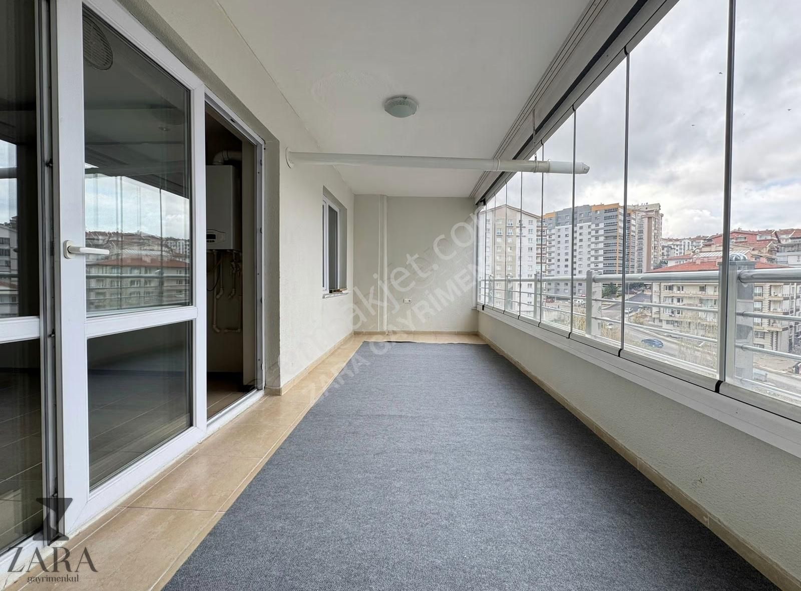 ▄zara▄ergenekon İ.ö.o. Yanı Ana Cd. Yakını Lüks 3+1 Site Dairesi - Görsel 2