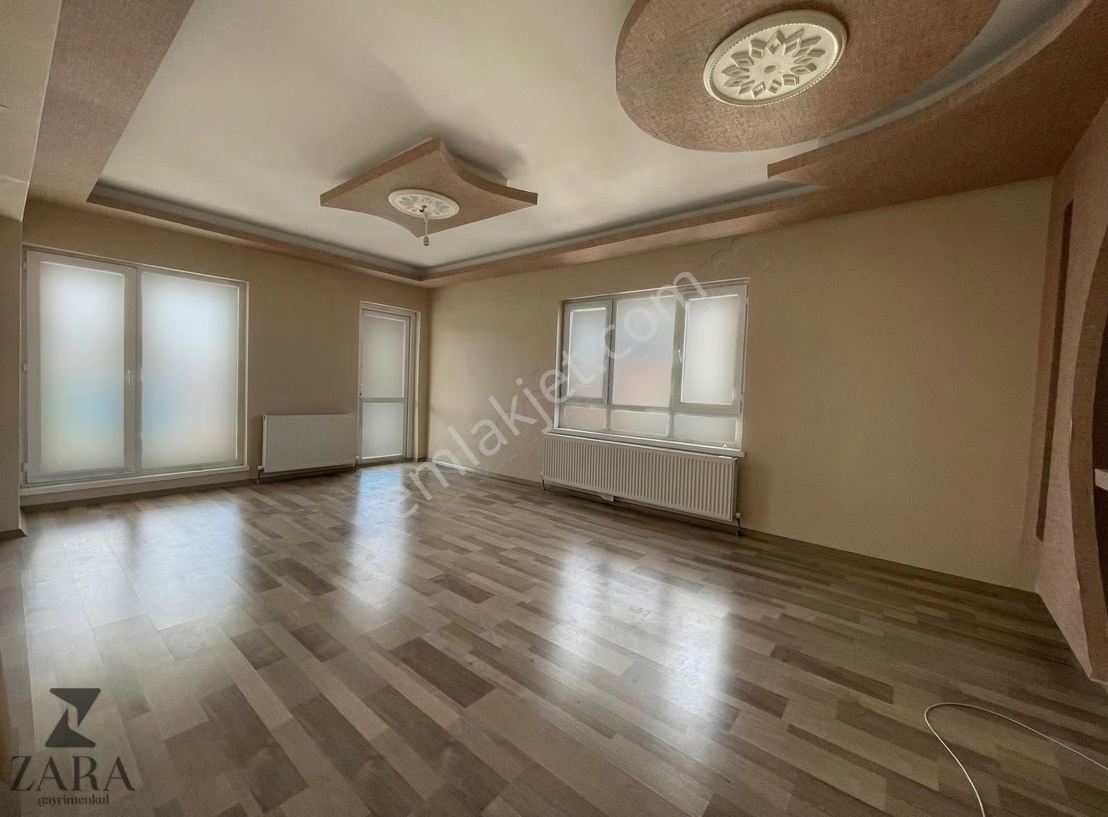 ▄zara▄emsalsiz.! Durali Alıç Mah. 3+1 135m² Ara Kat Site Dairesi - Görsel 15