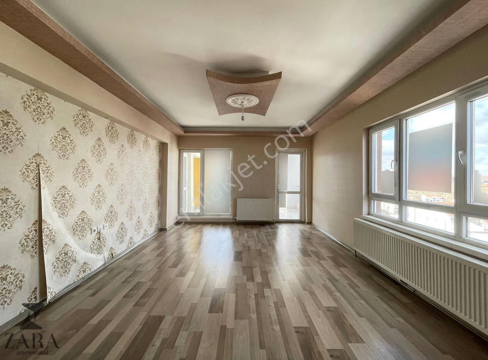 ▄zara▄emsalsiz.! Durali Alıç Mah. 3+1 135m² Ara Kat Site Dairesi - Görsel 17