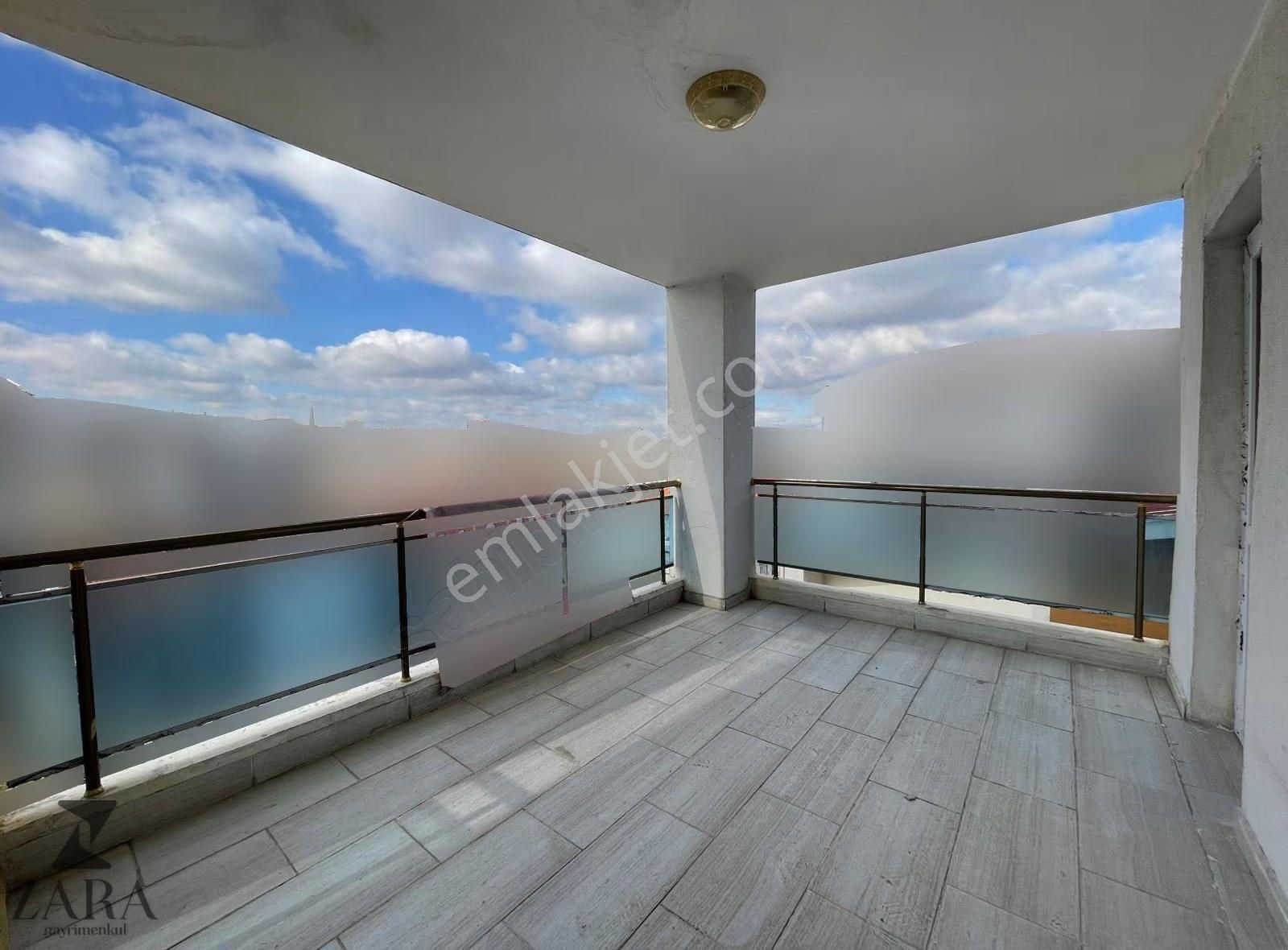 ▄zara▄emsalsiz.! Durali Alıç Mah. 3+1 135m² Ara Kat Site Dairesi - Görsel 4