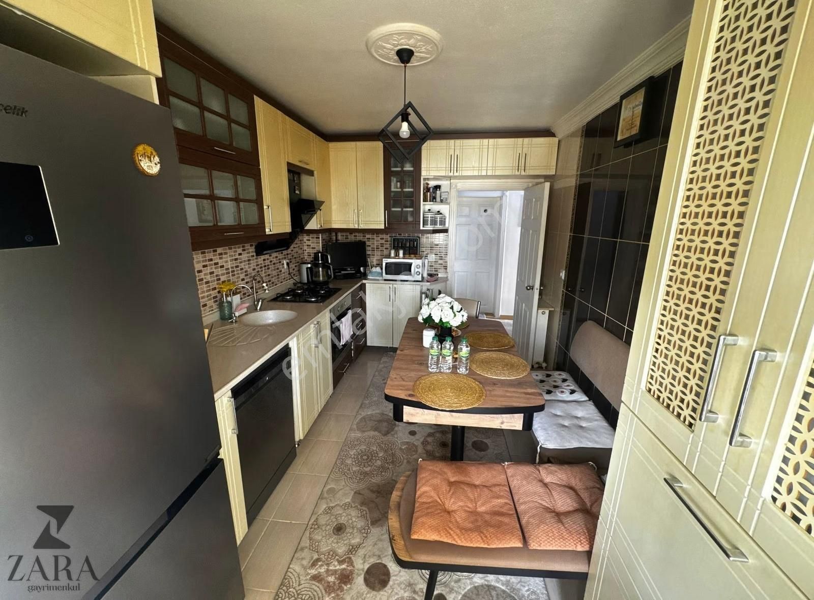 ▄zara▄kazım Orbay Mh. Cadde Üzeri Arakat 3+1 125m² Fırsat Daire - Görsel 18