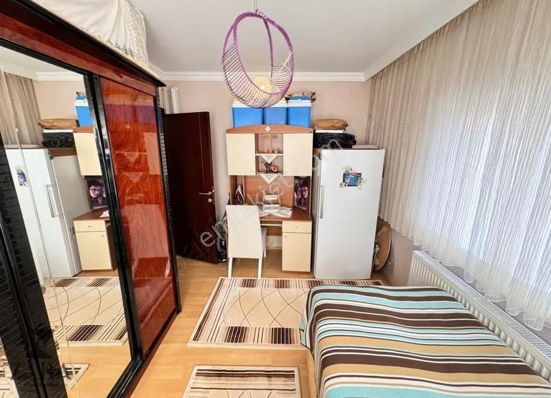 ▄zara▄sultan Fatih Cad. Üzeri 7/24 Güvenlikli Sitede 3.5+1 Daire - Görsel 17