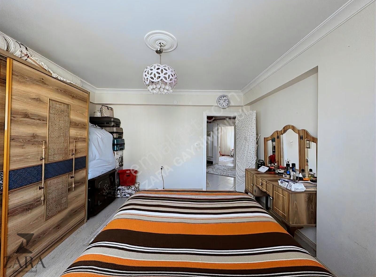 ▄zara▄akşemsettin Mh.1080 Cd.yakını Asansörlü/ara Kat 3+1 Daire - Görsel 11