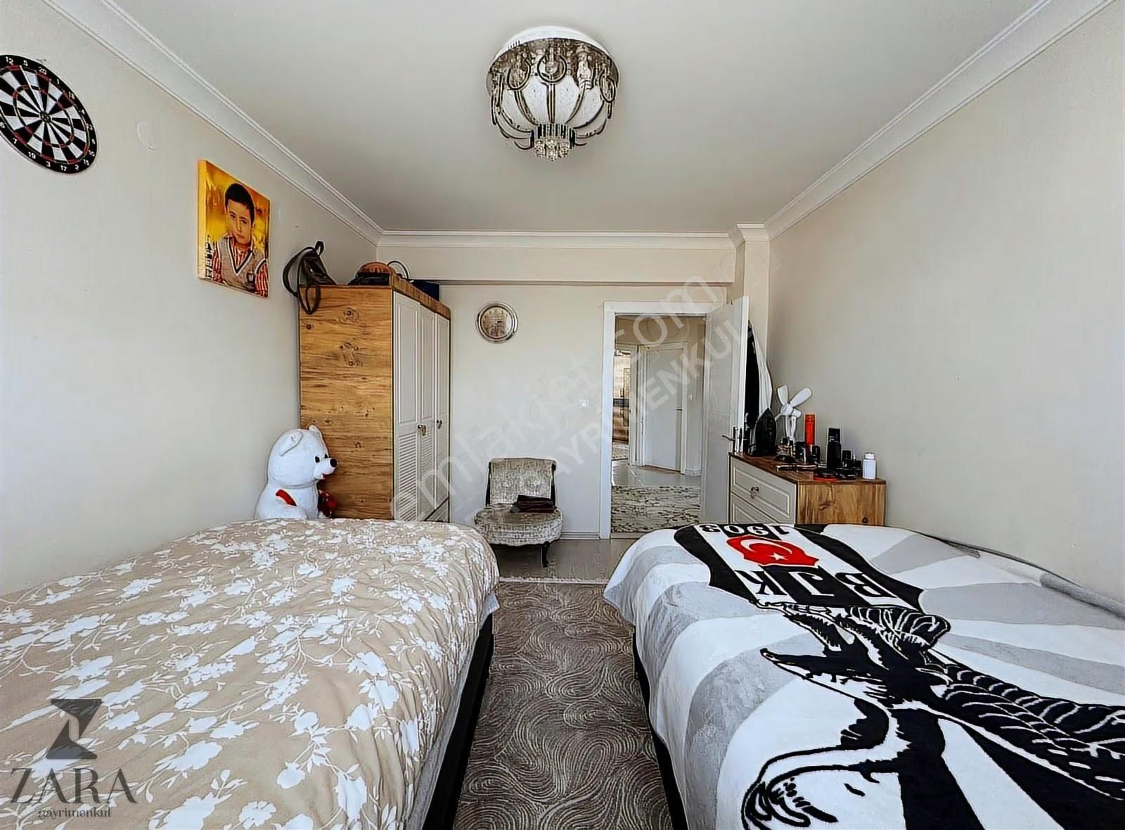 ▄zara▄akşemsettin Mh.1080 Cd.yakını Asansörlü/ara Kat 3+1 Daire - Görsel 12