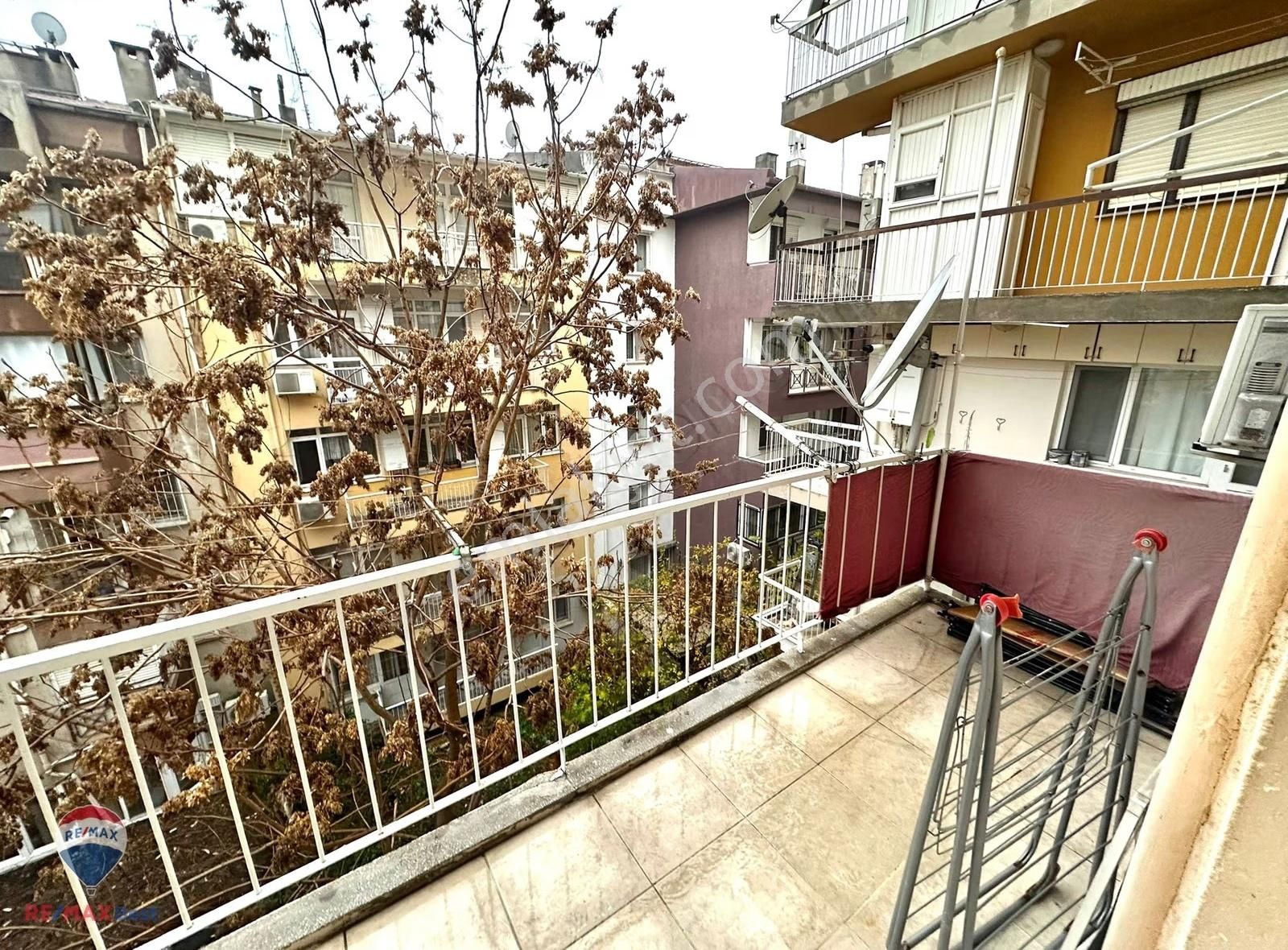 43 Karşıyaka Hıdayet Erzeybek Cad. Üzerı Satılık Ara Kat Daıre - Görsel 6