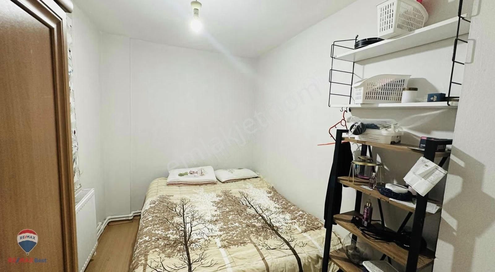 20 Çiğli Evka 6'da Satılık 2+1 Daire,asansörlü Ara Kat - Görsel 13