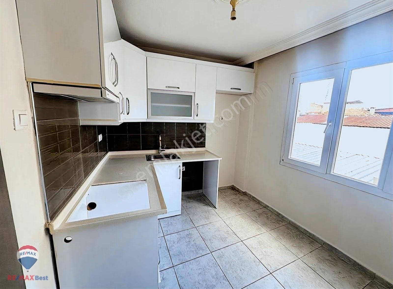 45 Bornova Çınar Mah. Cadde Üstü Kiralık 3+1 Daire - Görsel 25