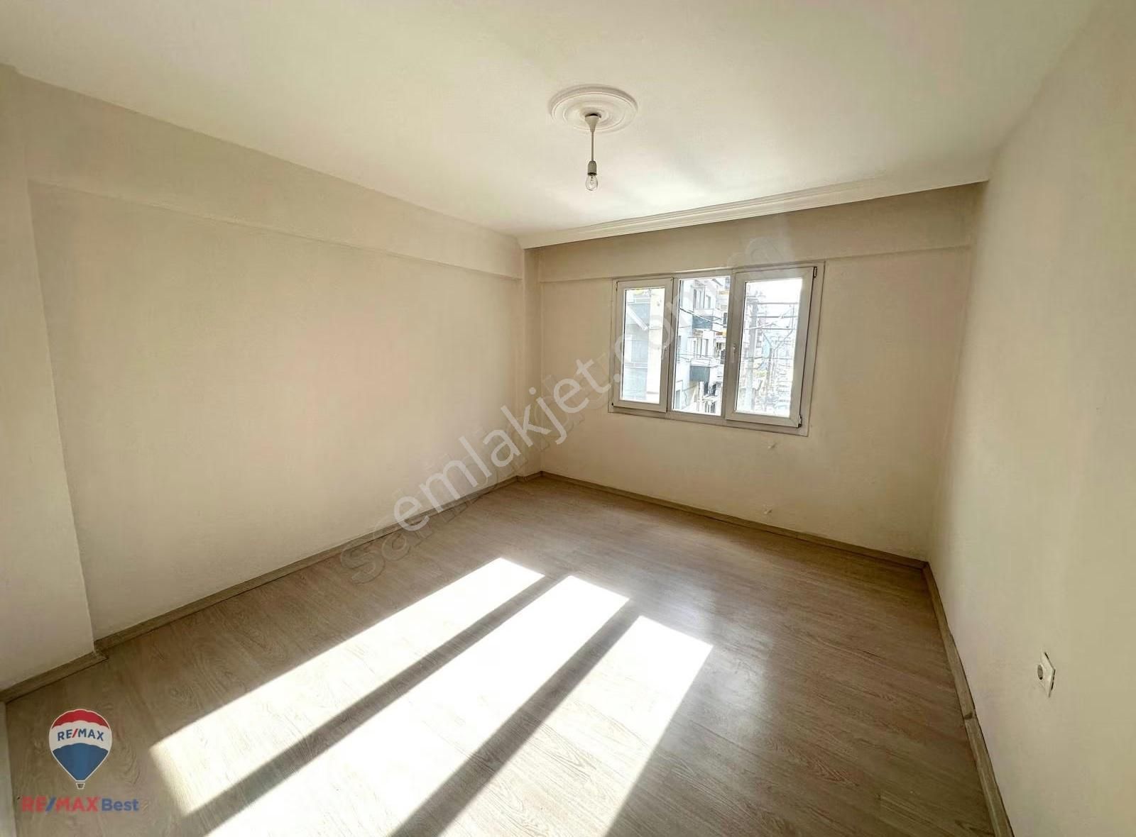 45 Bornova Çınar Mah. Cadde Üstü Kiralık 3+1 Daire - Görsel 18