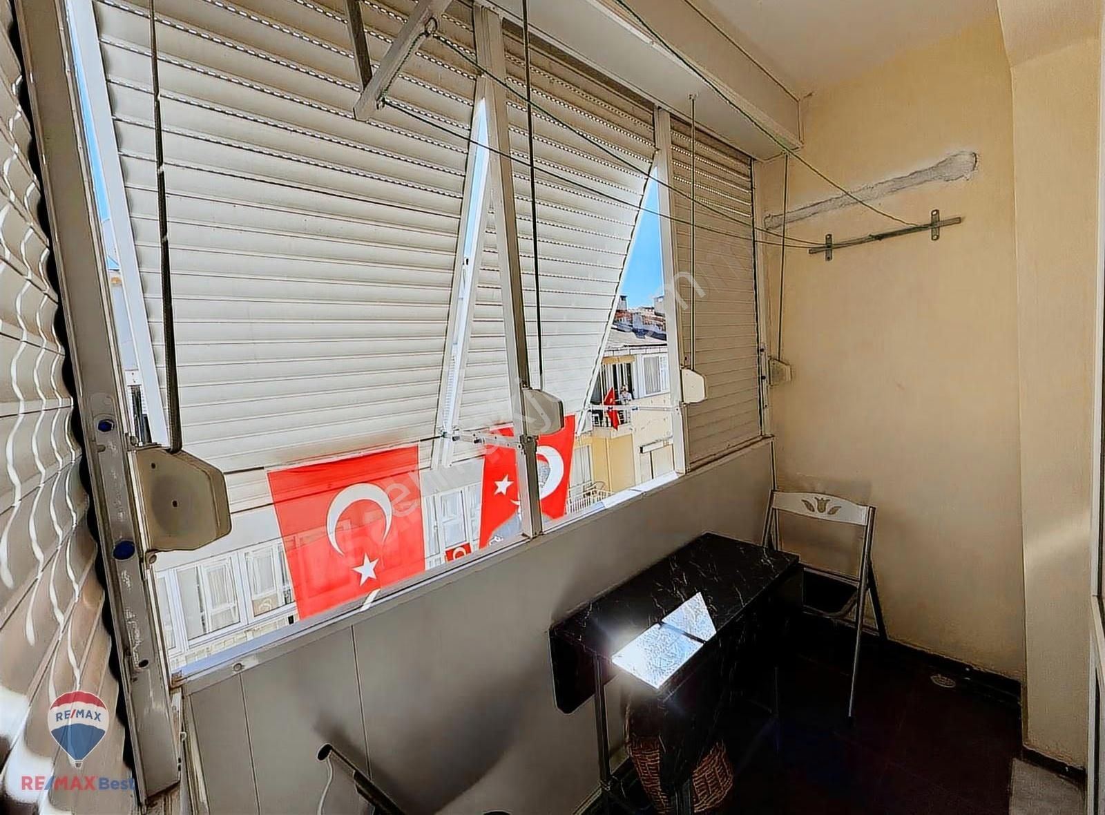 3 Güzelyalı Parkı 37 Sokakta Doğalgazlı Kiralık - Görsel 8