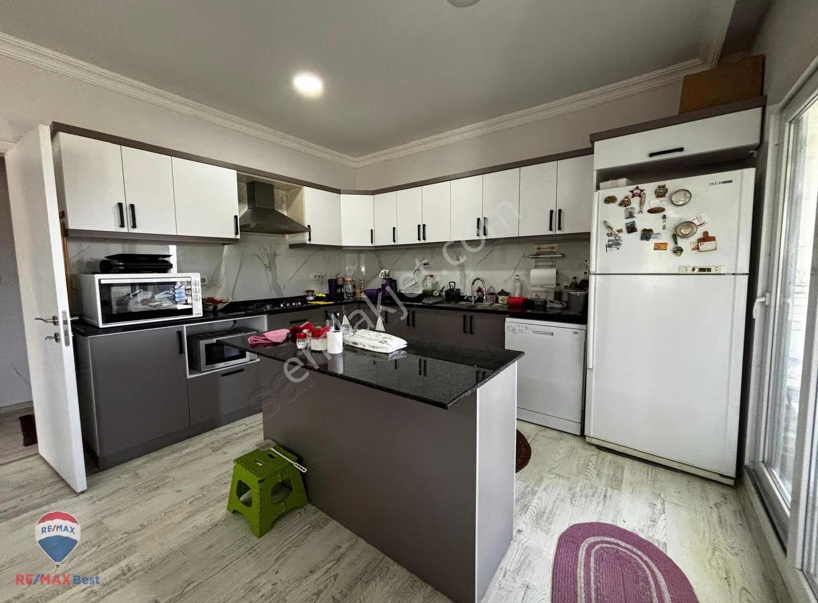 18 Foça Gerenköyde Geniş Bahçeli, Önü Açık, Müstakil Villa - Görsel 8