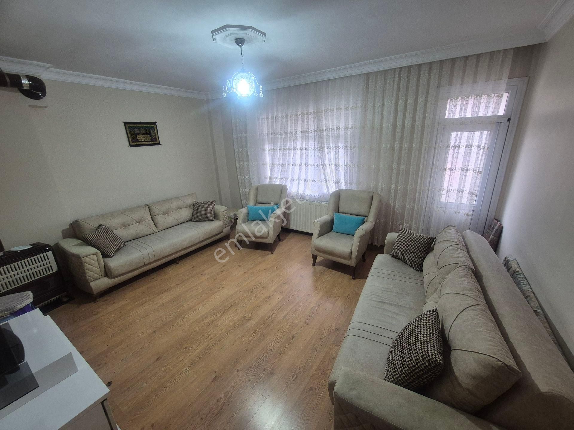 Yılmaz Emlak'tan Mehmet Akif'te 3+1 Eşyalı Kiralık