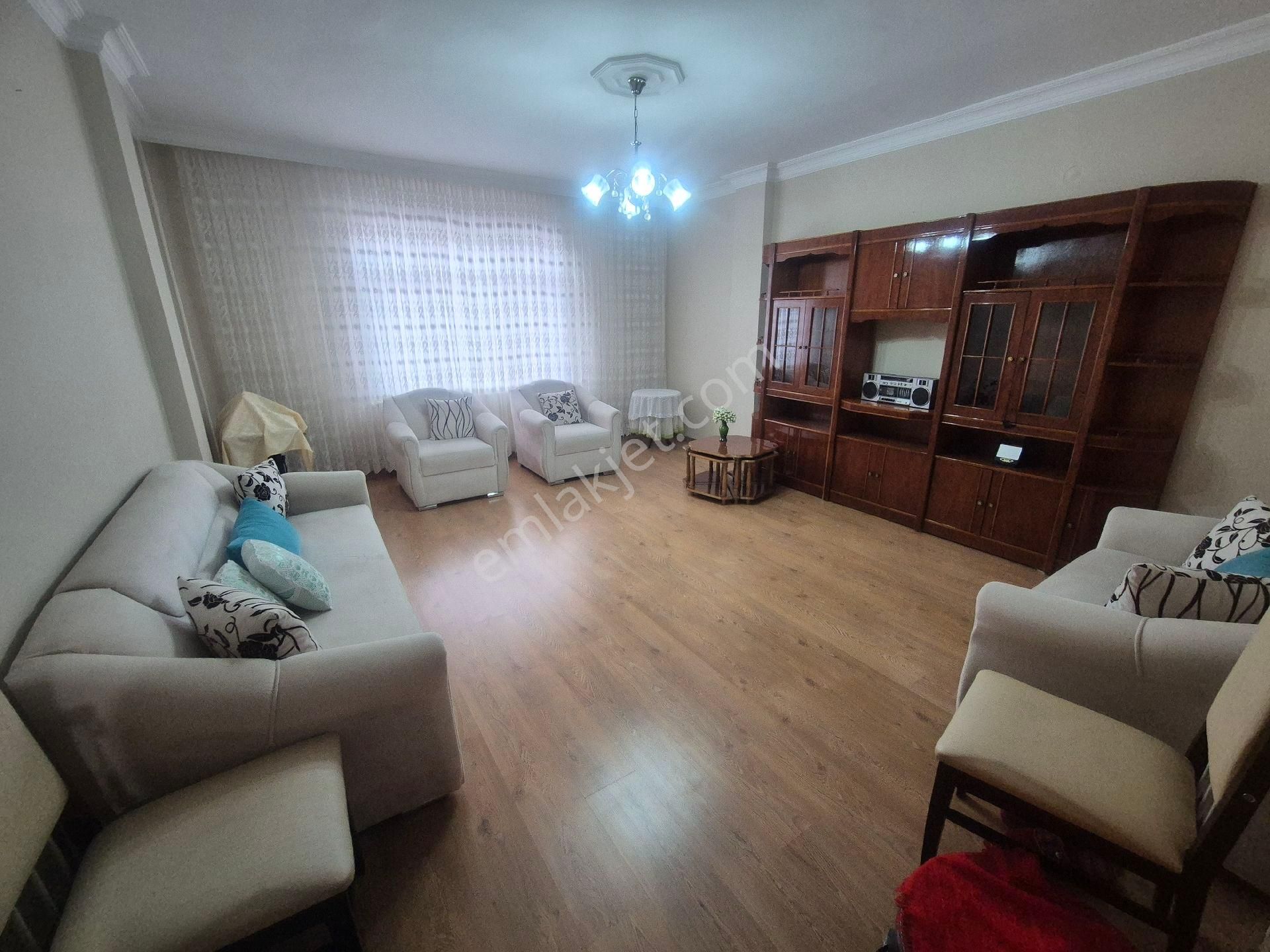 Yılmaz Emlak'tan Mehmet Akif'te 3+1 Eşyalı Kiralık - Görsel 4